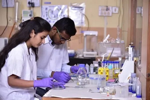 BSc Chemistry from ITM Vocational University, Vadodara: A Guide to a Rewarding Career