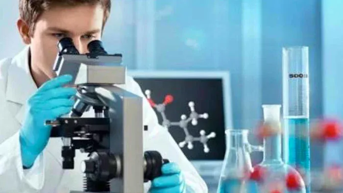 A Step by Step Guide to Medical Laboratory Technology As Career